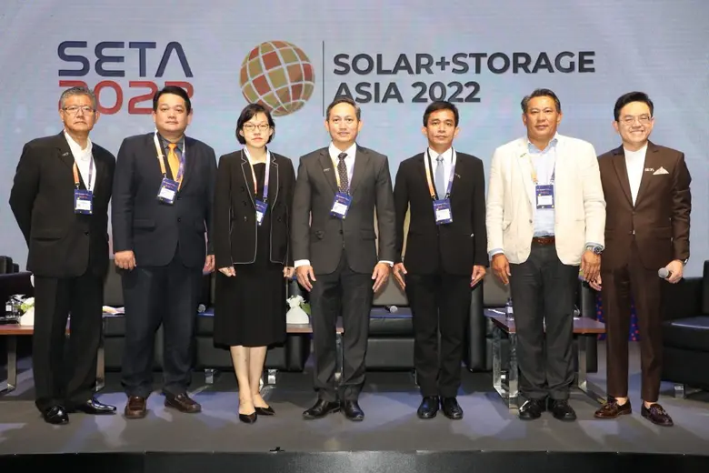 การจัดงานแสดงสินค้าและเทคโนโลยีทางด้านพลั...