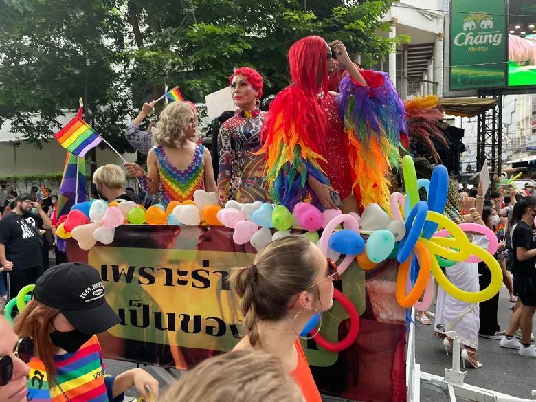 งาน Pride ต้องจัดเฉพาะเดือน Pride เท่านั้นหรือ? กลุ่มพันธมิตร LGBTQI ร่วมกันเป็นเจ้าภาพจัดงาน Thailand Pride Festival 2022 เป็นครั้งแรก