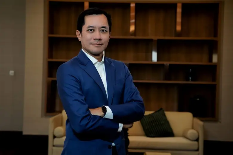 นายกฤษณ์ จิตต์แจ้ง กรรมการผู้จัดการ ธนาคา...