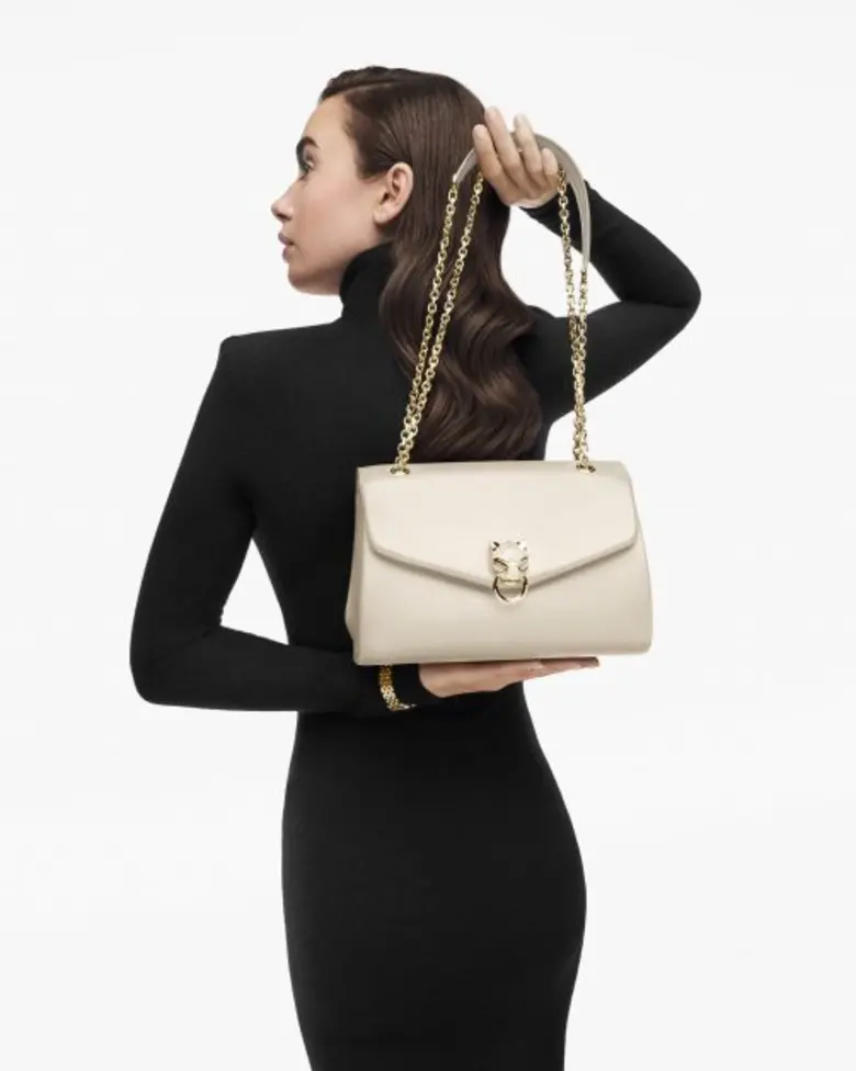 Panthere de Cartier กระเป๋าคอลเลคชั่นใหม่ล่าสุดจากคาร์เทียร์  ผสานความสง่างามของเสือแพนเตอร์สัญลักษณ์แห่งสไตล์อันทรงพลัง
