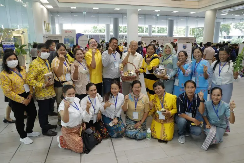 โครงการ "พลังชุมชน" หลักสูตร Mini MBA สร้างอาชีพ เพิ่มรายได้ให้ชุมชน  เอสซีจีมุ่งลดความเหลื่อมล้ำในสังคมอย่างยั่งยืน ตามแนวทาง ESG 4 Plus