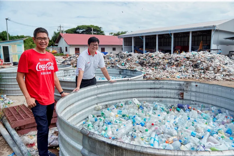 มูลนิธิโคคา-โคลา ประเทศไทย ร่วมกับ มหาวิทยาลัยแม่ฟ้าหลวง และมหาวิทยาลัยสงขลานครินทร์ เดินหน้าจัดการขยะติดเกาะใน "โครงการจัดการขยะและวัสดุรีไซเคิลบนพื้นที่เกาะอย่างยั่งยืน"