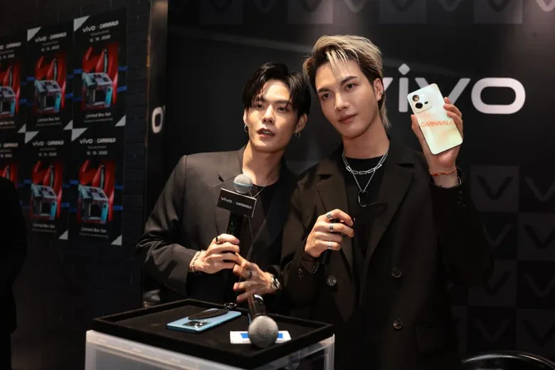 vivo จับมือ CARNIVAL คว้าสองซูเปอร์สตาร์ดาวรุ่ง "ต๋อง-น็อต" จากซีรีส์ดัง KinnPorsche The Series มอบคอลเล็กชันสุดเอ็กคลูซีฟ สำหรับลูกค้า "vivo V25 Series 5G"