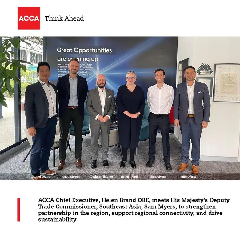 เฮเลน แบรนด์ OBE ประธานบริหารของ ACCA พบป...