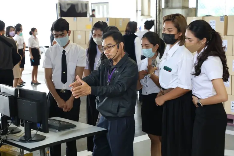 ฝ่ายบริการคลังสินค้าและไปรษณียภัณฑ์ (คาร์...