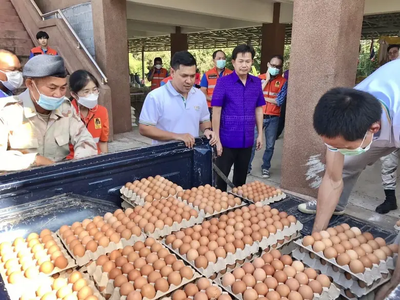 ซีพีเอฟ เร่งส่งอาหารปลอดภัย ช่วยชาวมหาสารคาม สู้ภัยน้ำท่วม