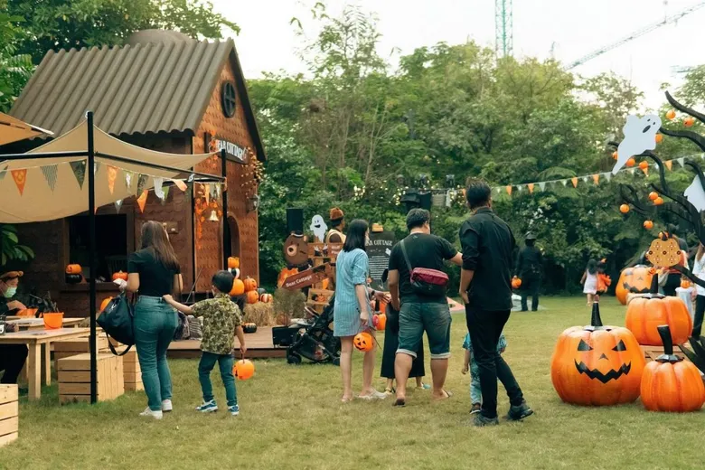 เดอะ ฟอเรสเทียส์' ชูงาน Halloween ตอกย้ำ Happiness Destination ชวนทุกครอบครัวร่วมตื่นตาตื่นใจไปด้วยกันอีกครั้งในงานคริสมาสต์