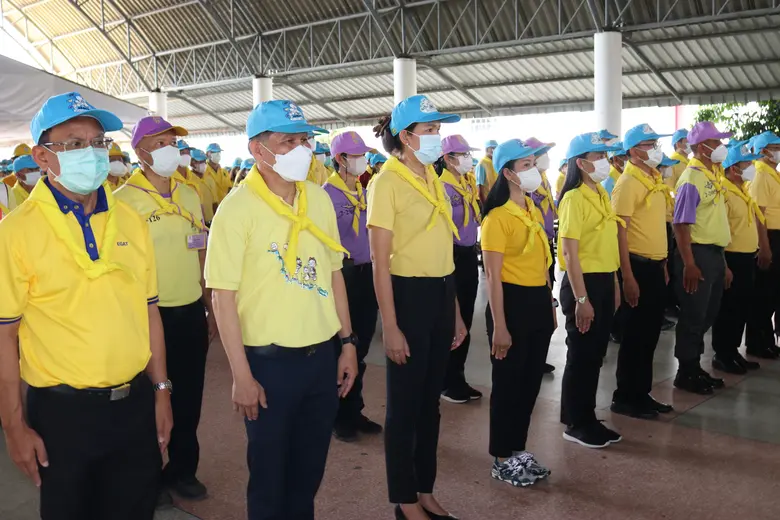 พลเรือเอก ปวิตร รุจิเทศ ผู้อำนวยการศูนย์อ...