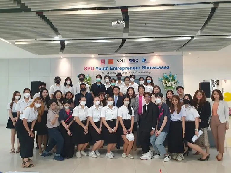 คณะบริหารธุรกิจ มหาวิทยาลัยศรีปทุม จัดพิธีเปิดกิจกร...