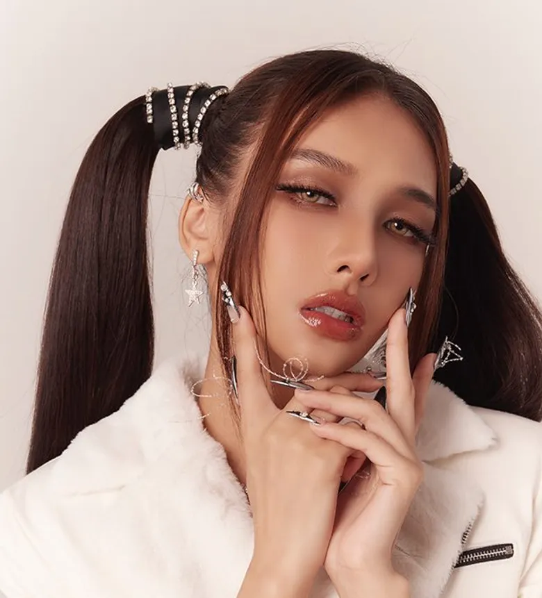 แซ่บยกสวน "โบกี้ไลอ้อน" ปล่อยเพลงใหม่ "คนเฬว (bad bowky)" พลิกลุคสุดปัง กับเซอร์ไพรส์ที่ใครๆ คาดไม่ถึง