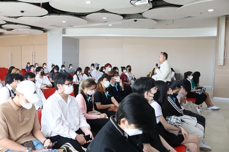 บริหารธุรกิจ SPU จับมือ TQM ถ่ายทอดความรู้ "ถอดรหัสความคิด บริหารความเสี่ยงด้วยประกันภัย พ.ร.บ."