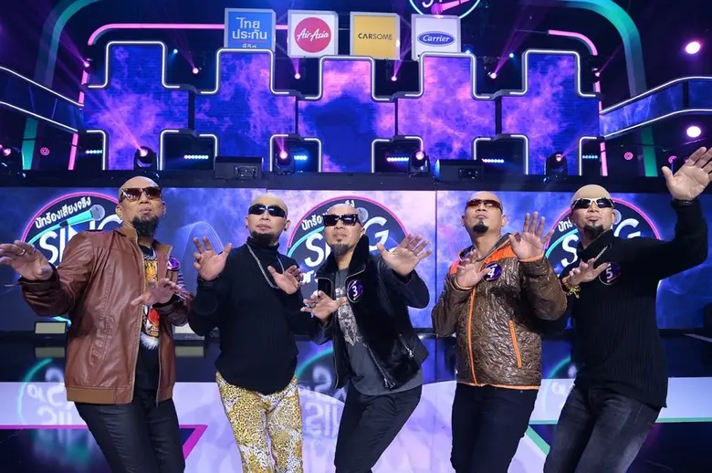 เข้าใกล้ช่วงเทศกาลปีใหม่ รายการ "Sing or ...