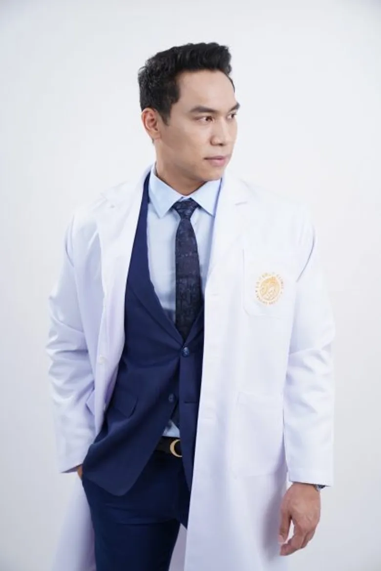 เปิดวาร์ป "หมอคิม" หนุ่มหล่อโปรไฟล์ดี เพื่อนสนิท "แพท ณปภา"