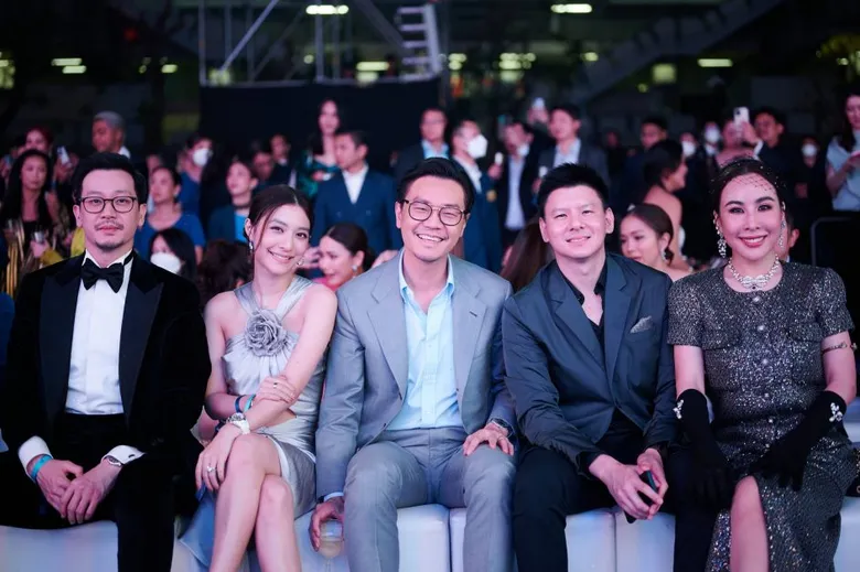 "คิง เพาเวอร์ มหานคร" เผยประสบการณ์ท่องเที่ยวสะท้อนสีสันกรุงเทพฯ ที่สุดของเดสติเนชั่นใจกลางเมืองหนึ่งเดียวของทุกคน