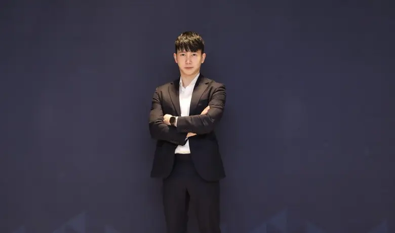 อรรถพล ตั้งคารวคุณ CFO หรือ ประธานเจ้าหน้...