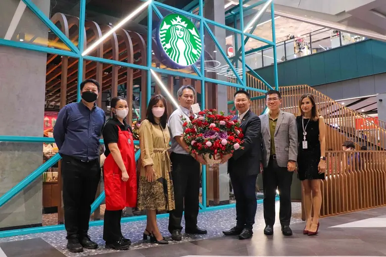 คุณสมพล ตรีภพนารถ ประธานเจ้าหน้าที่บริหาร...