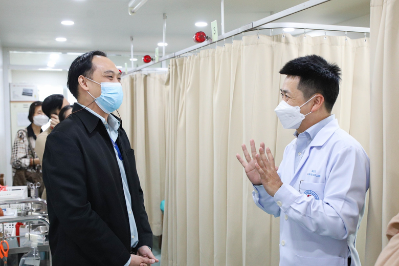 คลินิกการแพทย์แผนจีนหัวเฉียว ให้การต้อนรับคณะผู้บริหารจากสถาบันการแพทย์ไทย-จีน ในโอกาสเข้าศึกษาดูงานการจัดบริการด้านการแพทย์แผนจีน