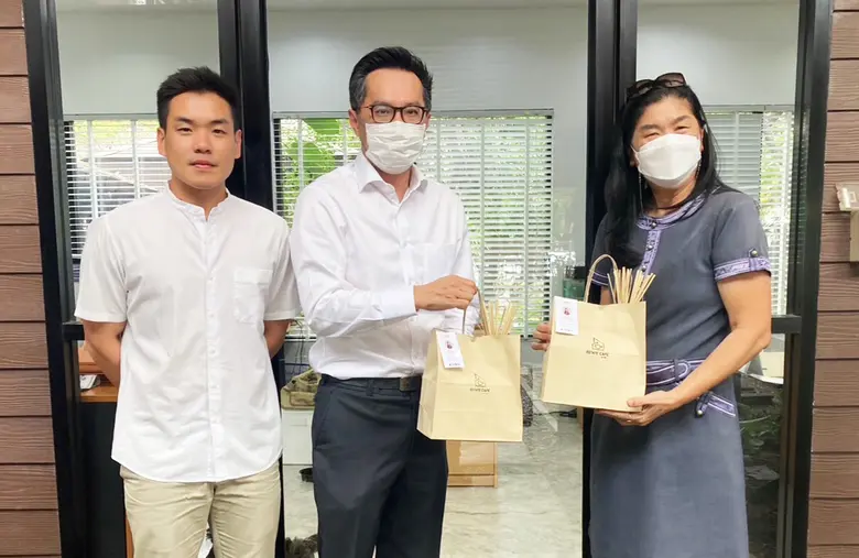นางดรุณี รุ่งเรืองผล กรรมการผู้จัดการ บริ...
