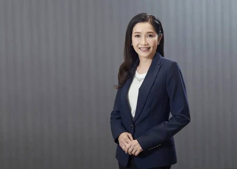 นางสาวขัตติยา อินทรวิชัย ประธานเจ้าหน้าที...