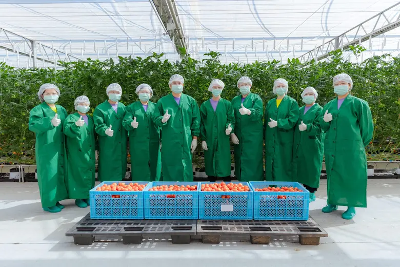 The delegation from the Agricultural Department visits Bayer GSPP site in Sakon Nakhon