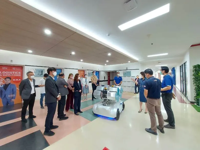อธิการบดี SPU เยี่ยมชมการจัดการเรียนการสอน วิทยาลัยโลจิสติกส์ฯ ม.ศรีปทุม ก้าวสู่ยุคใหม่ ล้ำสมัย ด้วย Digital Supply Chain Laboratory