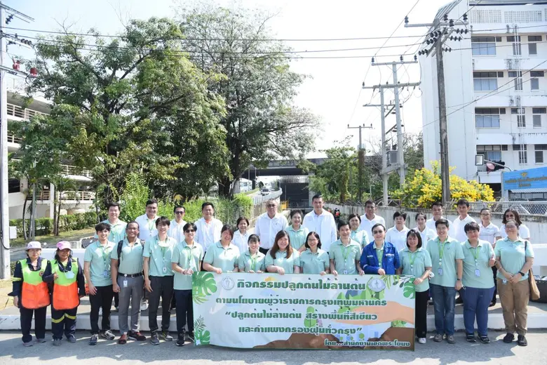 นายชาตรี วัฒนเขจร รองปลัดกรุงเทพมหานคร นา...
