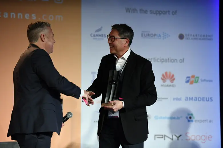 เมื่อวานนี้ หัวเว่ย (Huawei) และพันธมิตร ...