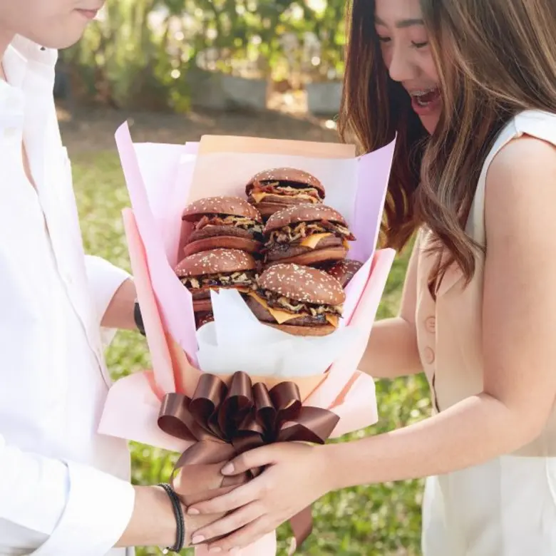 ช็อกแบบฟินๆ! รับวาเลนไทน์ เบอร์เกอร์คิง ชวนคู่รักมาบอกเลิฟไปกับเมนู "ช็อกโกแลต คิง" พร้อมแชร์ไอเดียสร้างไอเทมเด็ดเสิร์ฟเป็นของขวัญสุดเซอร์ไพรส์…ให้ใจเต้น