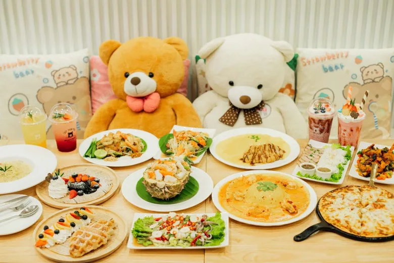 รวมพิกัดของกินประตูน้ำ อร่อยสุดฟิน ที่ "Platinum food floor MORE a MEAL" ชั้น 6 ศูนย์การค้าแพลทินัม