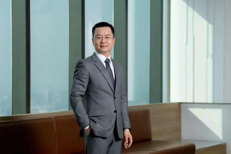 ปัจจุบัน ภาคเศรษฐกิจและสังคมโลกกำลังเร่งมุ่งหน้าเข้...