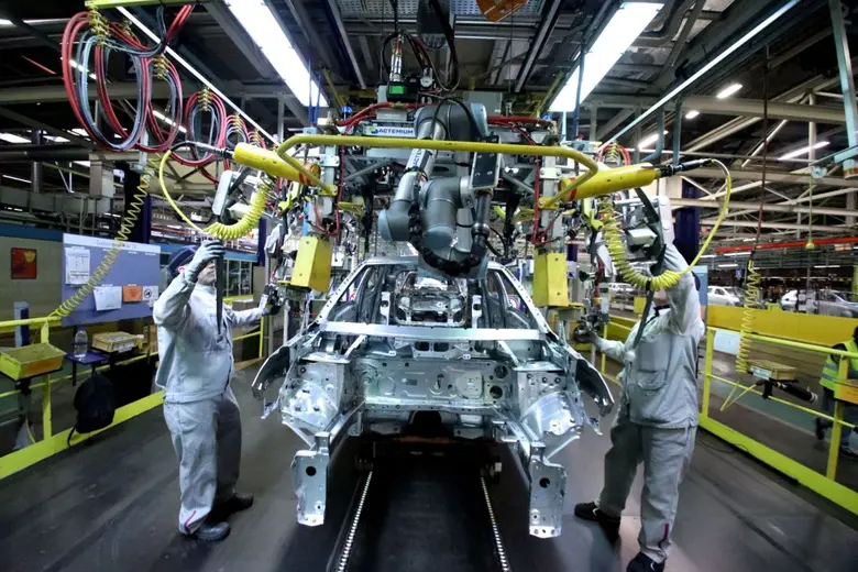 Universal Robots Urges Electric Vehicle Manufacturers in Thailand to Adopt Cobots to Aid Production