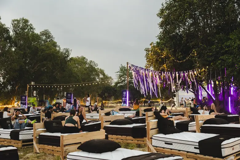 ครั้งแรกในประเทศไทย Lotus Mattress ขนที่นอนบุกเทศกาลดนตรีระดับโลก PELUPO MUSIC FESTIVAL จัด Art Installation โซนพิเศษ "หลับสบายที่นอนโลตัส"