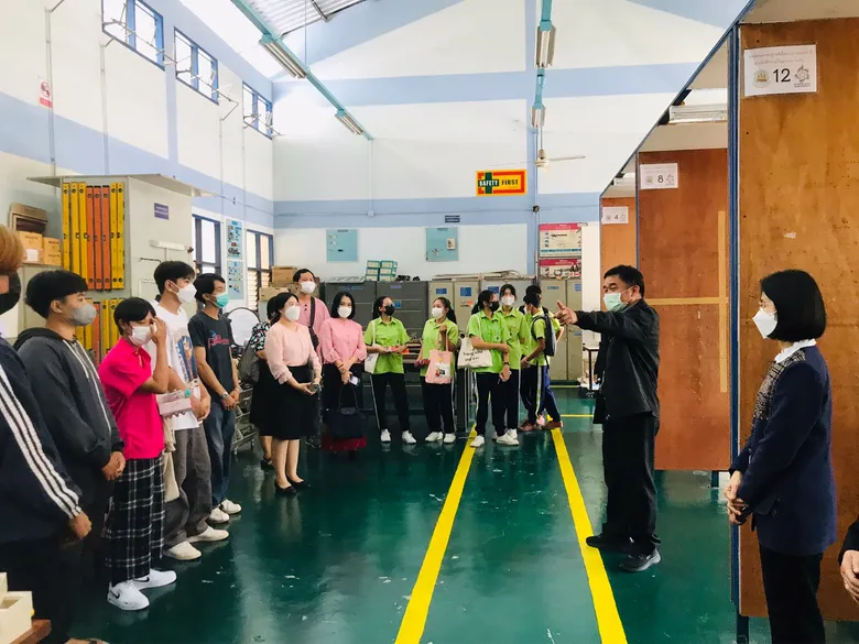 สนพ.แพร่ ดกิจกรรมการศึกษาดูงานโครงการเพิ่มทักษะด้านอาชีพแก่นักเรียนที่ไม่ได้เรียนต่อหลังจบการศึกษาภาคบังคับ (จังหวัดแพร่) ปีงบประมาณ พ.ศ. 2566