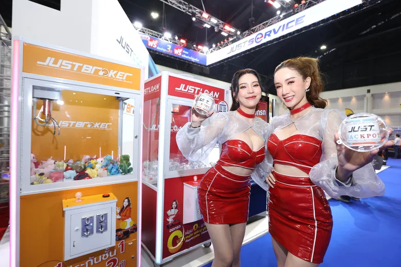 ข่าวดี! สำหรับคนอยากออกรถใหม่ ในงาน "Bangkok International Motor Show 2023" ดาวน์ 0 บาท ผ่อน 0% นาน 6 เดือน แถมฟรีประกันอีกเพียบ จัดหมดทุกค่าย ทุกรุ่น ทุกราคา ที่บูธ JUST (C16)