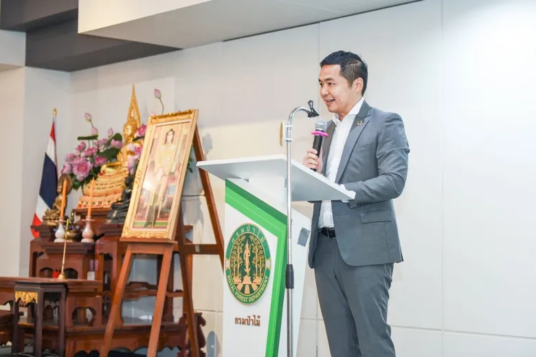เครือซีพี - มูลนิธิเจริญโภคภัณฑ์พัฒนาชีวิตชนบท และมูลนิธิพุทธรักษา มอบวัสดุอุปกรณ์และเครื่องมือป้องกัน-ดับไฟป่า หนุนภารกิจเจ้าหน้าที่กรมป่าไม้