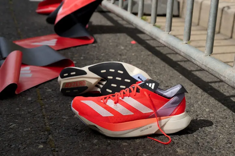 พุ่งทะยานสู่ชัยชนะ! เจาะลึกรองเท้าวิ่งตระกูล ADIZERO จากอาดิดาส เหมาะกับการวิ่งแบบไหน