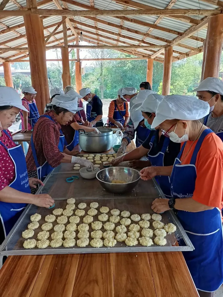 สนพ.แพร่ ปิดการฝึกอบรมโครงการพัฒนาทักษะเฉพาะให้กับแรงงานนอกระบบผู้ถือบัตรสวัสดิการรัฐ