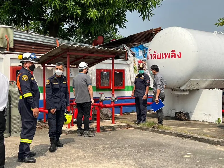 นายธีรยุทธ ภูมิภักดิ์ ผู้อำนวยการสำนักป้อ...