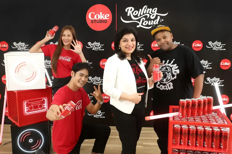 พบกับกิจกรรม COKE studio ก่อนเปิดตัวอย่าง...
