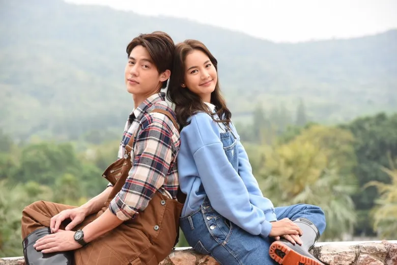 "ใต้เงาตะวัน" ยิ่งดูยิ่งฟิน!! โลกออนไลน์ชมสนั่น "หมาก ปริญ-โบว์ เมลดา" ทำโลกกลายเป็นสีชมพู