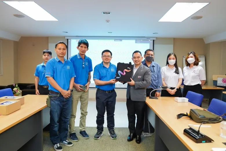 OOE SPU ต้อนรับ ม.อุบลราชธานี เข้าเยี่ยมชมและศึกษาดูงานด้านการบริหารการจัดการเรียนการสอนแบบ e-Learning และการผลิตสื่อดิจิทัล