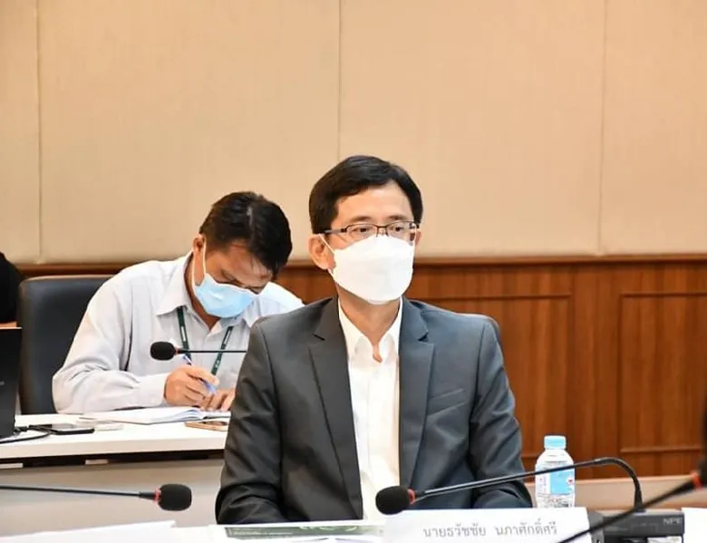 กทม.ประสานเจ้าของอาคารตรวจสอบป้ายโฆษณา กำชับหน่วยงานสาธารณูปโภคเก็บเศษวัสดุก่อสร้างไม่ให้ขวางทางระบายน้ำ