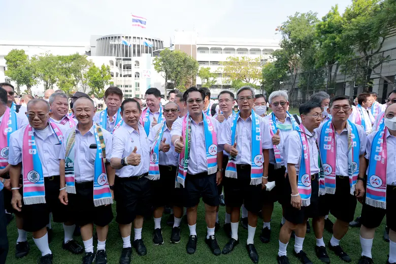 "พิษณุพร อุทกภาชน์" บอสใหญ่ บมจ.เคหะสุขประชา รุ่นพี่สวนกุหลาบรุ่น 96 รับน้องม.1 เปิดเทอมใหญ่หัวใจว้าวุ่น กับ "วันมหัศจรรย์สุภาพบุรุษสวนกุหลาบ"