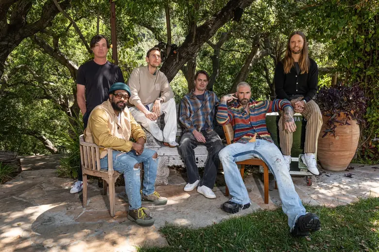 "Maroon 5" ประกาศปล่อยซิงเกิลใหม่ "Middle...