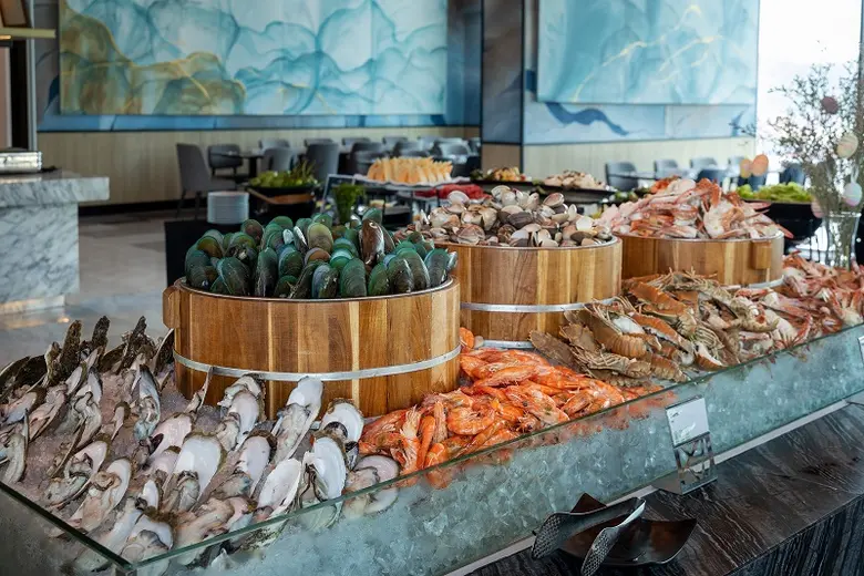 Holiday Inn &amp; Suites Siracha Laemchabang Unveils Special Promotions Celebrating Exquisite Culinary Delights and Captivating Destination Attractions