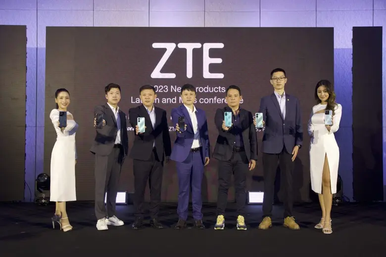 แซดทีอี คอร์ปอเรชัน (ZTE Corporation) ผู้...