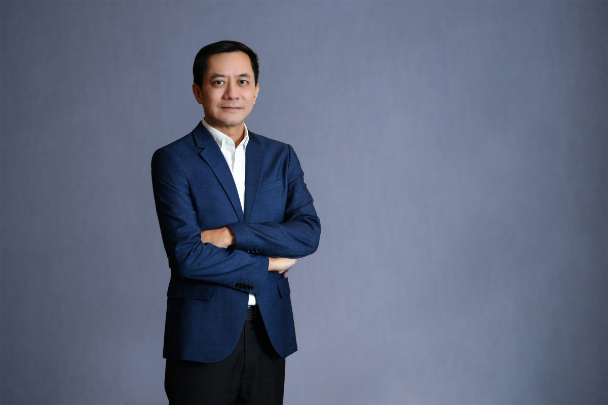 นายกฤษณ์ จิตต์แจ้ง กรรมการผู้จัดการ ธนาคารกสิกรไทย ...