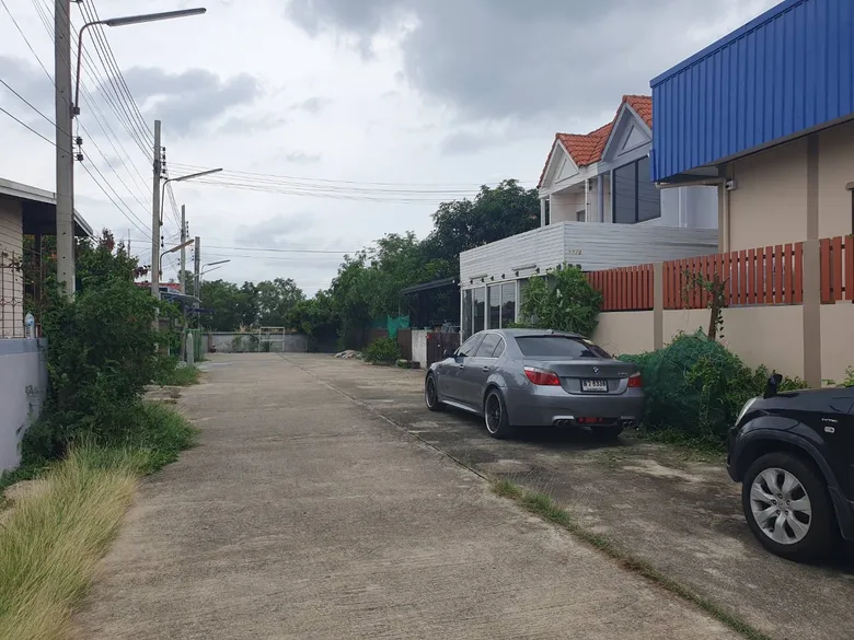 เขตหนองจอกแก้ปัญหาการตั้งเต็นท์บนถนนสาธารณะในหมู่บ้าน