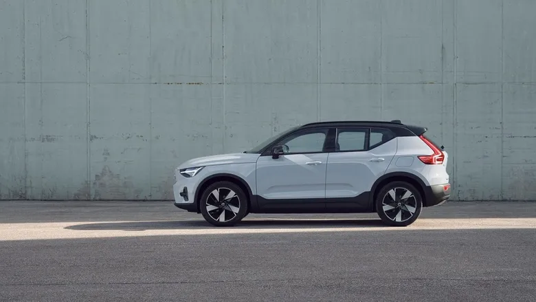 วอลโว่ คาร์ ประกาศความพร้อมในการจำหน่ายรถไฟฟ้า Volvo C40 และ XC40 Recharge Pure Electric รุ่นขับเคลื่อนล้อหลังในประเทศไทย