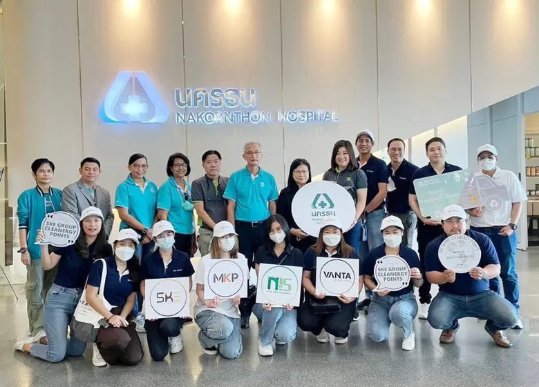 โครงการขยะกำพร้าสัญจรเป็นโครงการที่ทางบริ...
